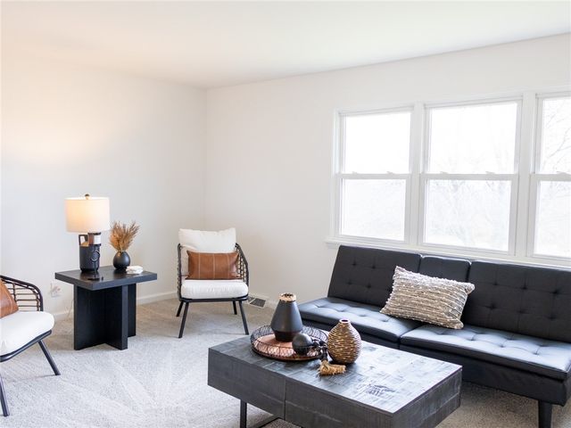 41 Wallman Drive, Henrietta, NY 14467