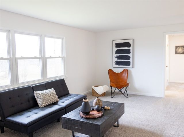 41 Wallman Drive, Henrietta, NY 14467