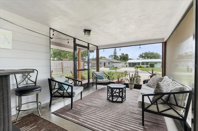 980 CHARLOTTE AVENUE, Sarasota, FL 34237