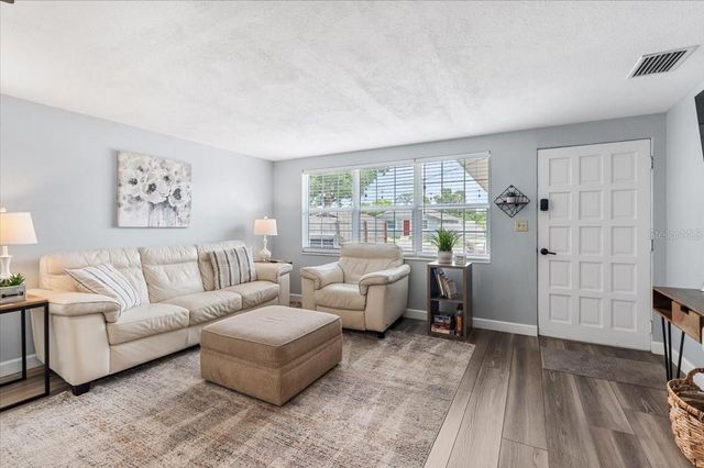 980 CHARLOTTE AVENUE, Sarasota, FL 34237