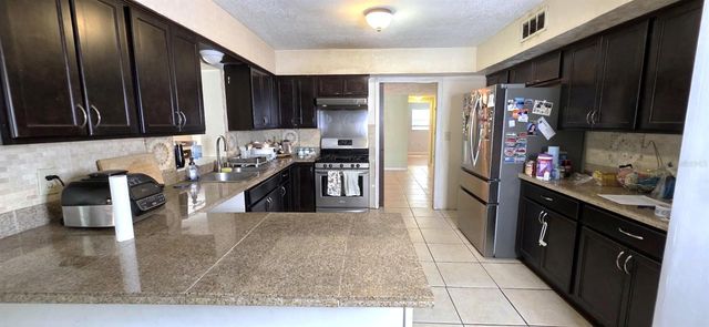 1595 OAK LANE, Clearwater, FL 33764