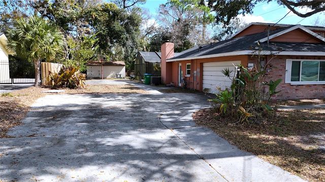 1595 OAK LANE, Clearwater, FL 33764