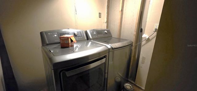 1595 OAK LANE, Clearwater, FL 33764