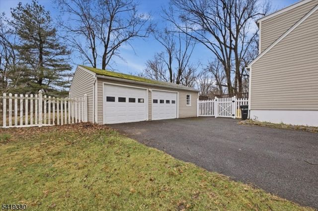 131 De Hart St, Lincoln Park Boro, NJ 07035