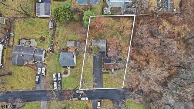 131 De Hart St, Lincoln Park Boro, NJ 07035