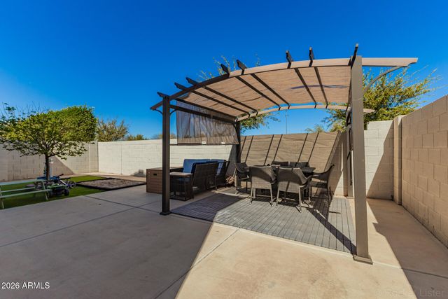 11534 E CORBIN Avenue, Mesa, AZ 85212