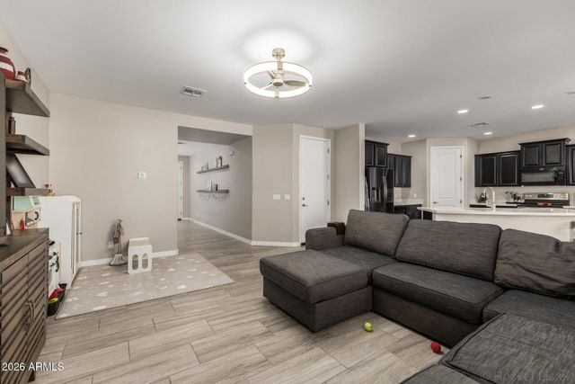 11534 E CORBIN Avenue, Mesa, AZ 85212