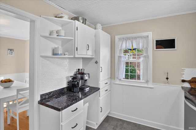 424 Miami Club Drive, Mishawaka, IN 46544