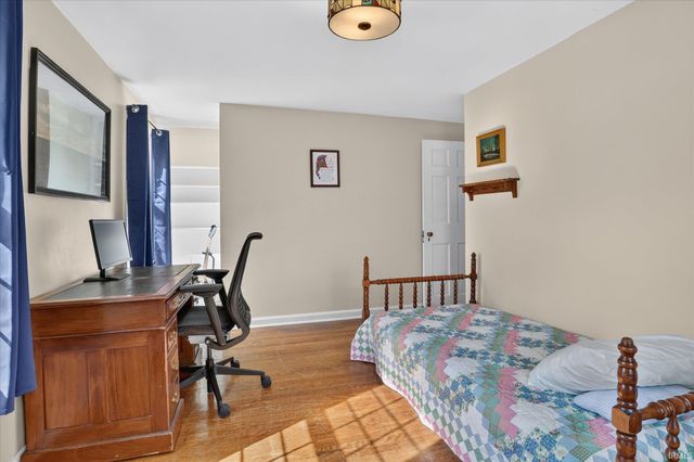 424 Miami Club Drive, Mishawaka, IN 46544