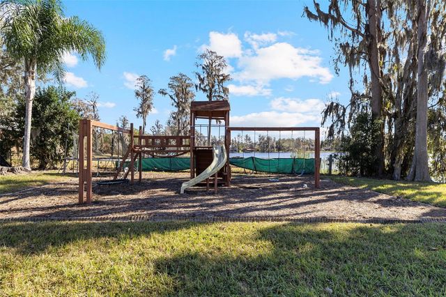 18991 CROOKED LANE, Lutz, FL 33548