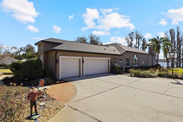 18991 CROOKED LANE, Lutz, FL 33548