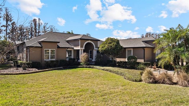 18991 CROOKED LANE, Lutz, FL 33548