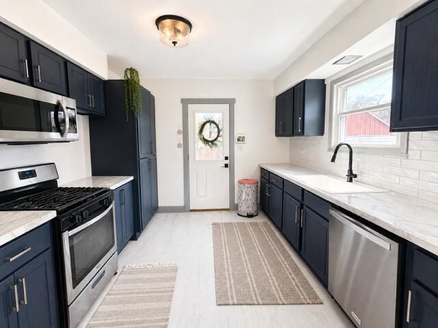 2327 Buchanan ROAD, Kenosha, WI 53143