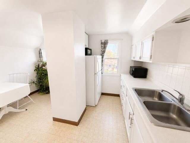 2327 Buchanan ROAD, Kenosha, WI 53143