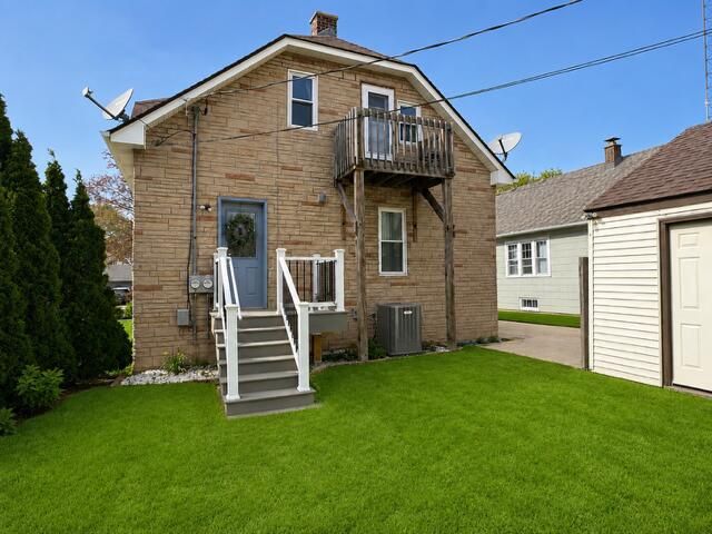 2327 Buchanan ROAD, Kenosha, WI 53143