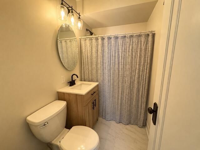 2327 Buchanan ROAD, Kenosha, WI 53143