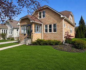 2327 Buchanan ROAD, Kenosha, WI 53143
