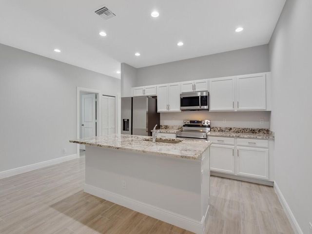 2465 87th Avenue, Vero Beach, FL 32966