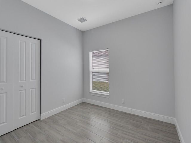 2465 87th Avenue, Vero Beach, FL 32966