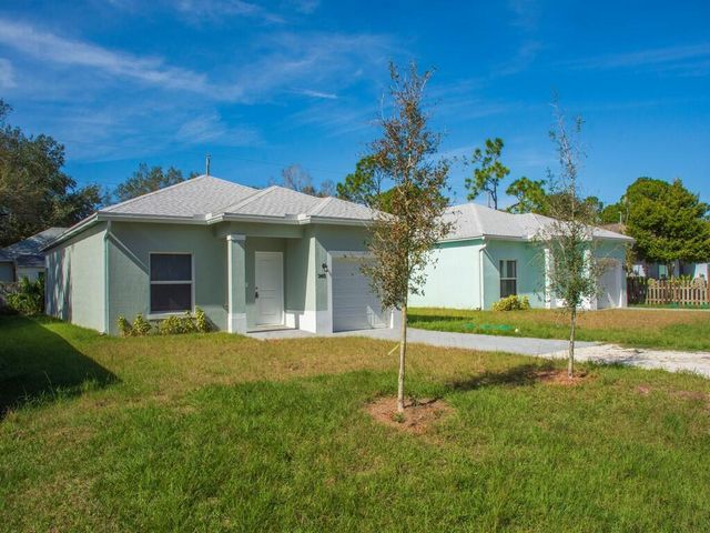 2465 87th Avenue, Vero Beach, FL 32966
