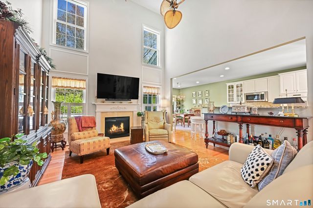 505 Traditions Court South 505, Oxford, CT 06478