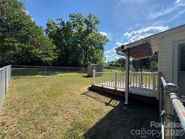 108 Morris Avenue, Mount Holly, NC 28120