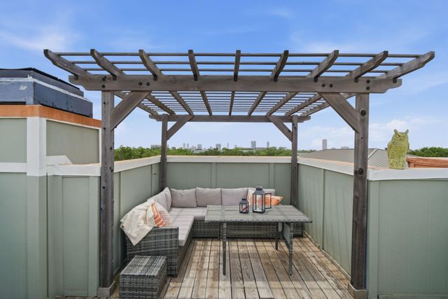 4004 Montrose Boulevard 18D, Houston, TX 77006