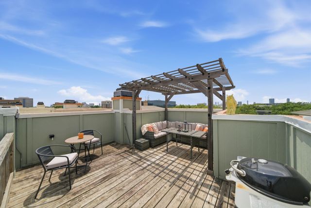 4004 Montrose Boulevard 18D, Houston, TX 77006