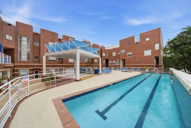 4004 Montrose Boulevard 18D, Houston, TX 77006