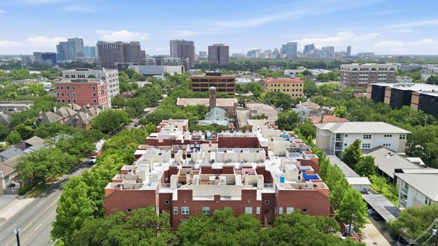 4004 Montrose Boulevard 18D, Houston, TX 77006