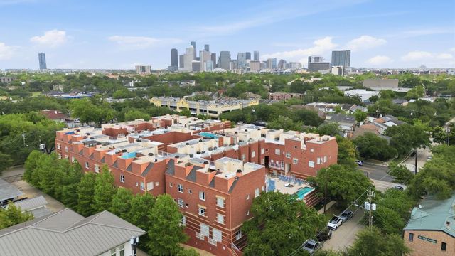 4004 Montrose Boulevard 18D, Houston, TX 77006