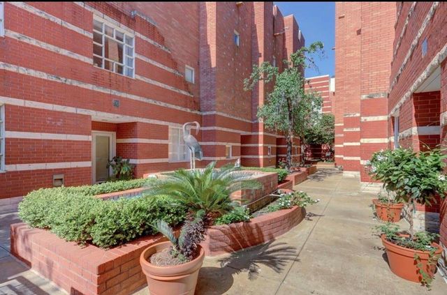 4004 Montrose Boulevard 18D, Houston, TX 77006