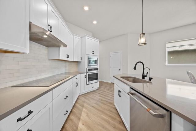 117 Monterey Oak TRL, Georgetown, TX 78628