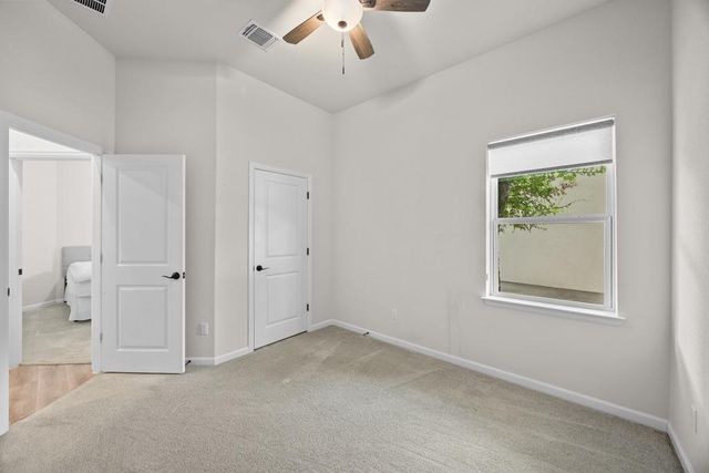 117 Monterey Oak TRL, Georgetown, TX 78628