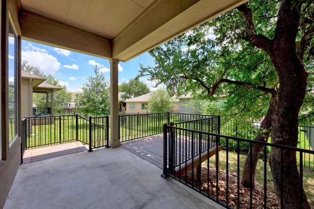 117 Monterey Oak TRL, Georgetown, TX 78628