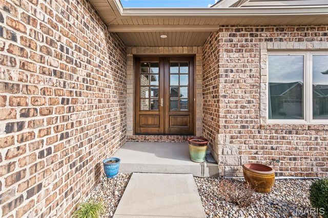 2426 Sunset Ridge Drive, Columbia, IL 62236