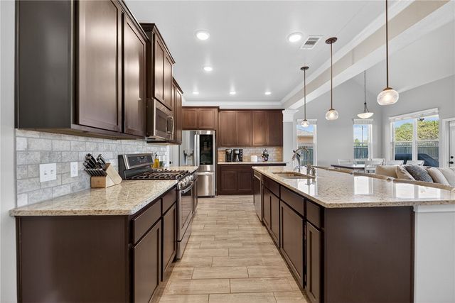 8122 Osprey St, Corpus Christi, TX 78414