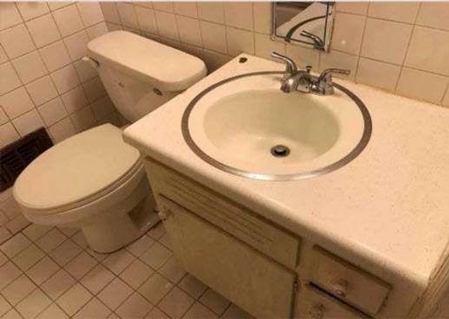 2680 Headland Drive, East Point, GA 30344