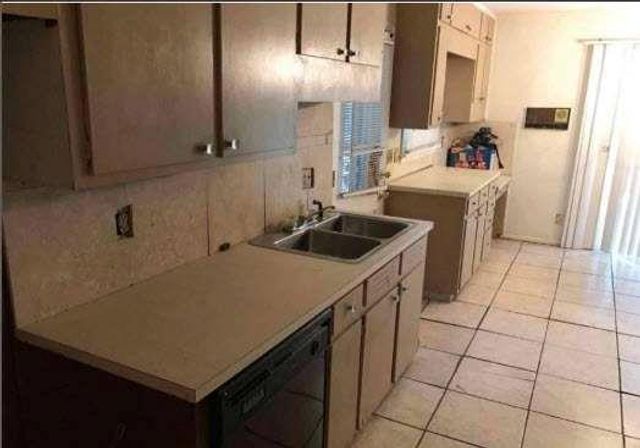 2680 Headland Drive, East Point, GA 30344