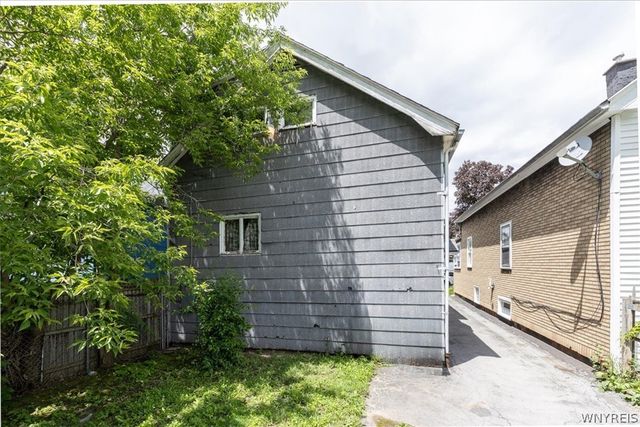 251 Westminster Avenue, Buffalo, NY 14215