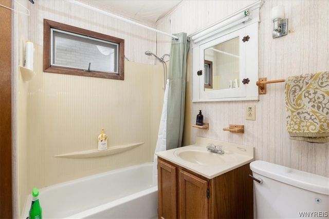 251 Westminster Avenue, Buffalo, NY 14215
