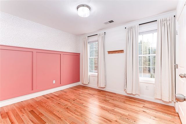 43 Kenyon Hill Trail, Richmond, RI 02898