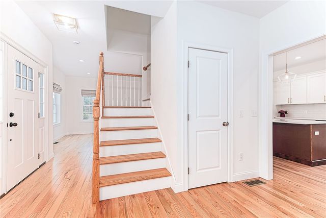 43 Kenyon Hill Trail, Richmond, RI 02898