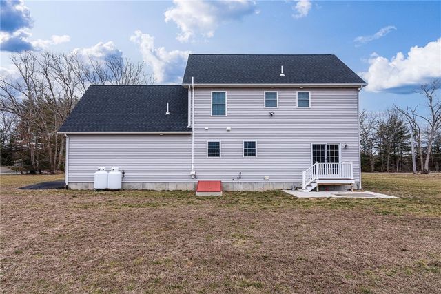 43 Kenyon Hill Trail, Richmond, RI 02898
