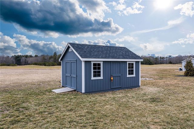 43 Kenyon Hill Trail, Richmond, RI 02898