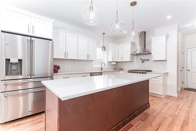 43 Kenyon Hill Trail, Richmond, RI 02898