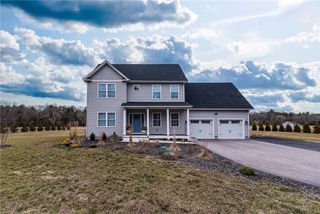 43 Kenyon Hill Trail, Richmond, RI 02898