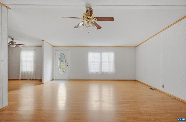19394 LOUISA RD, Louisa, VA 23093