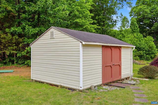 19394 LOUISA RD, Louisa, VA 23093