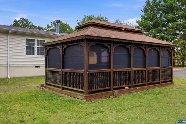 19394 LOUISA RD, Louisa, VA 23093